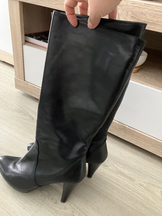 Испански Кожени ботуши .