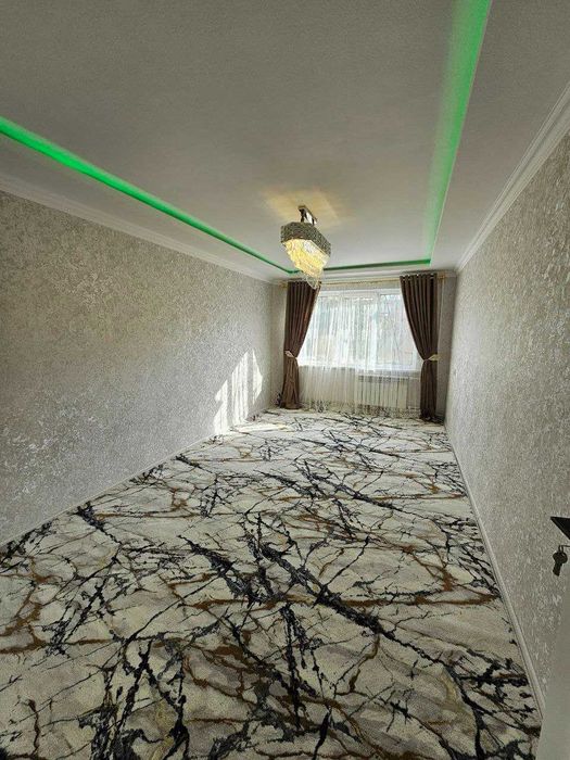 Продаётся 3х комнатная квартира на 3-этаже Микрорайон Американ Оптикал