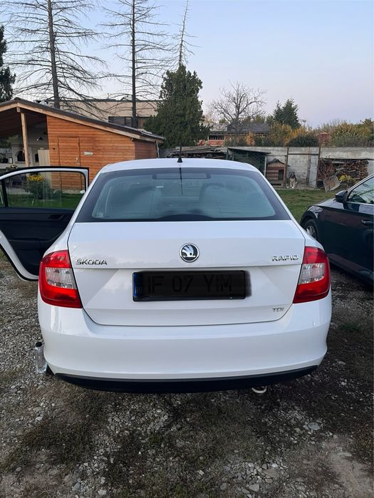 Skoda Rapid 1.6 TDI (105 cp)
