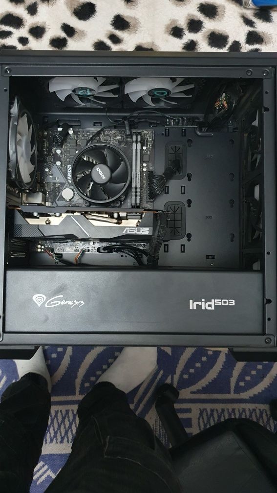 REPAR laptopuri,PC-uri, PS4 si XBOX. Fac si build-uri