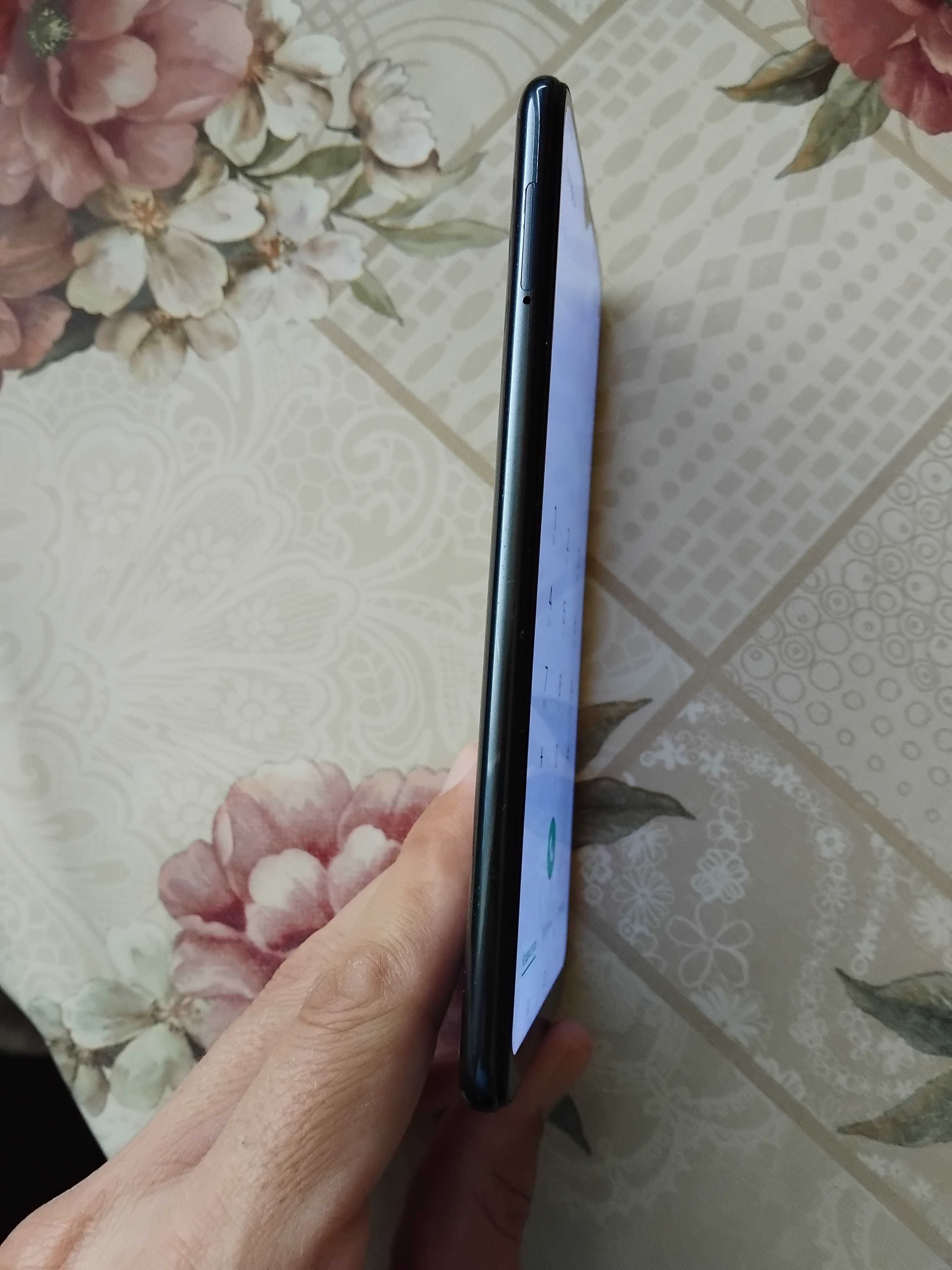 Перфектен Samsung A10