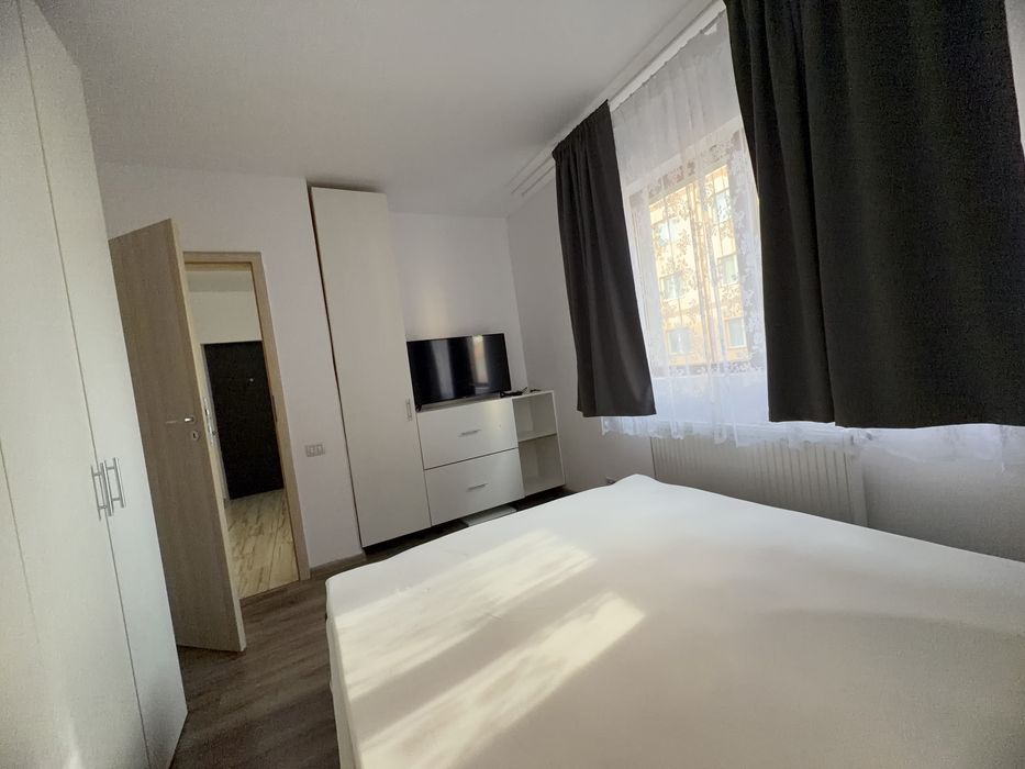 Apartament 2 camere -Mobilat si Utilat-Loc de parcare