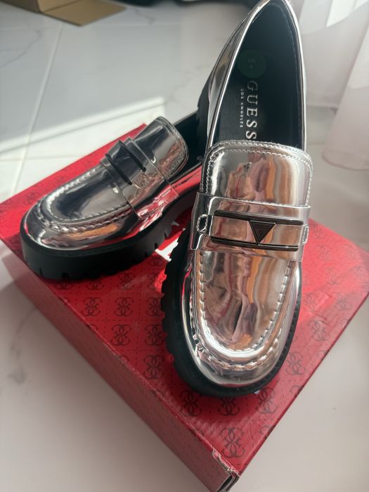 Дамски обувки Guess