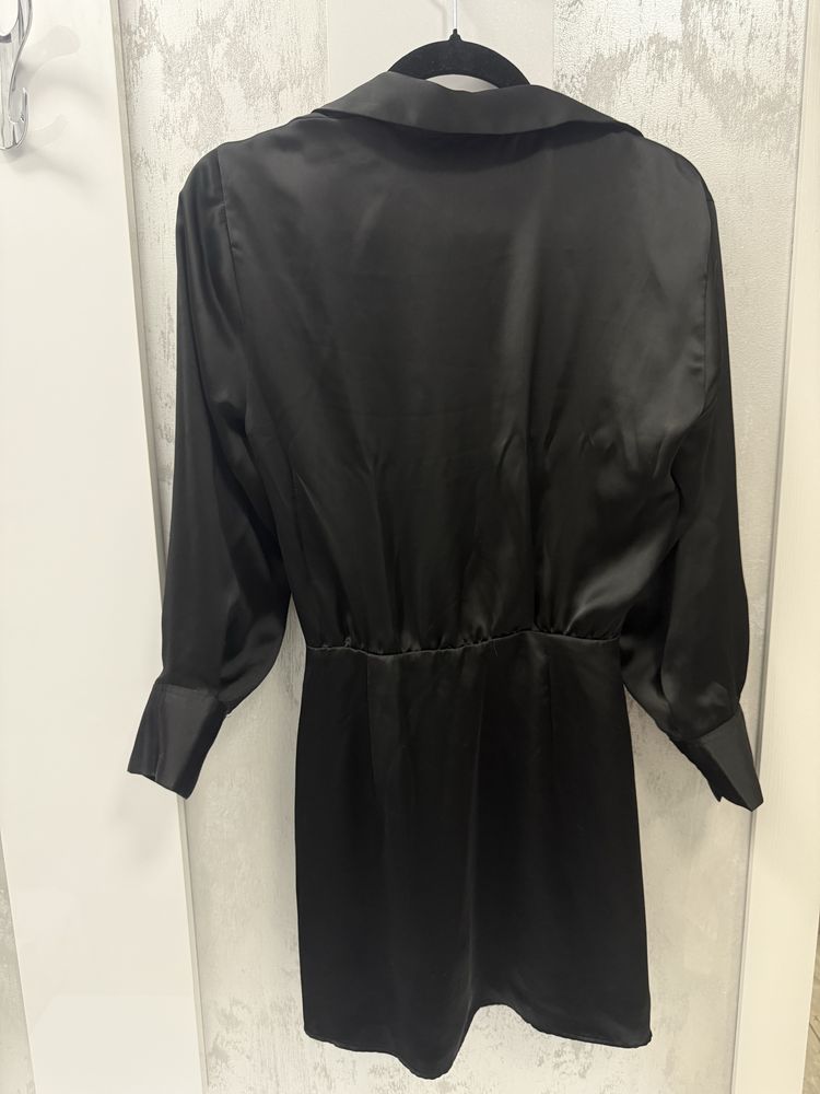 Няколко черни рокли ZARA