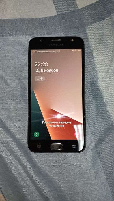 Продам Самсунг J3