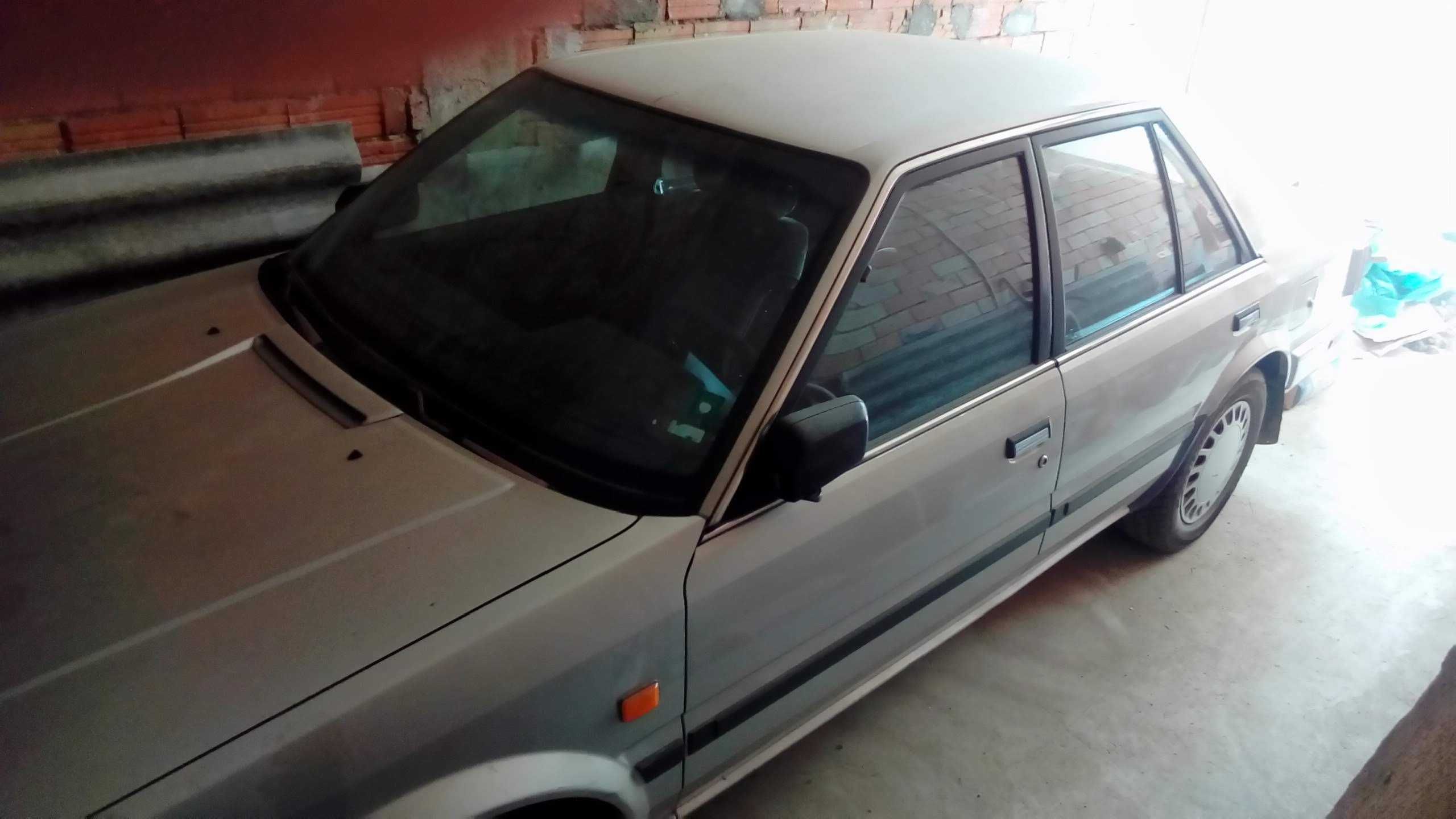 Продавам NISAN  Bluebird  1,6  SLX  Benzin газ 5 ск.Т 12  ЗАМЕНЯМ