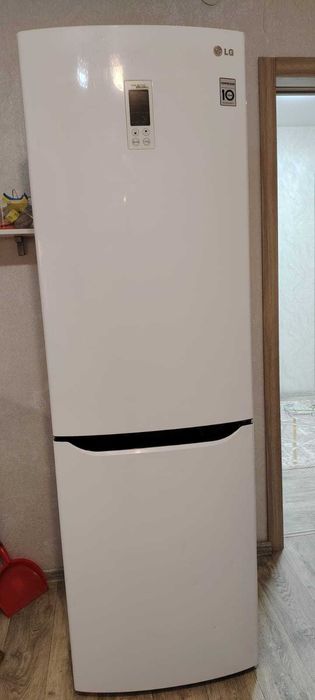 Холодильни  LG б/у