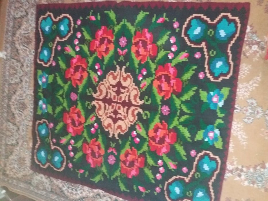 Draperii in chelin si tesute in razboi