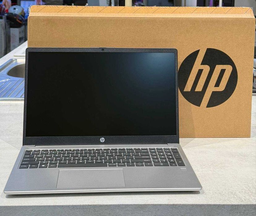 HP laptop Amd R7-7730U 16/512 15'6FHD IPS