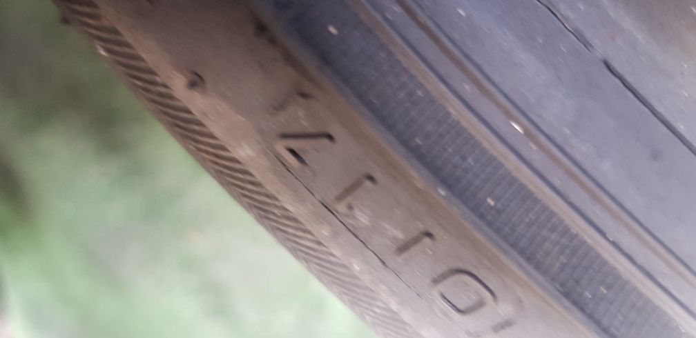 Anvelope 2x245 35 19 brigestone dot 17..18 mm 5