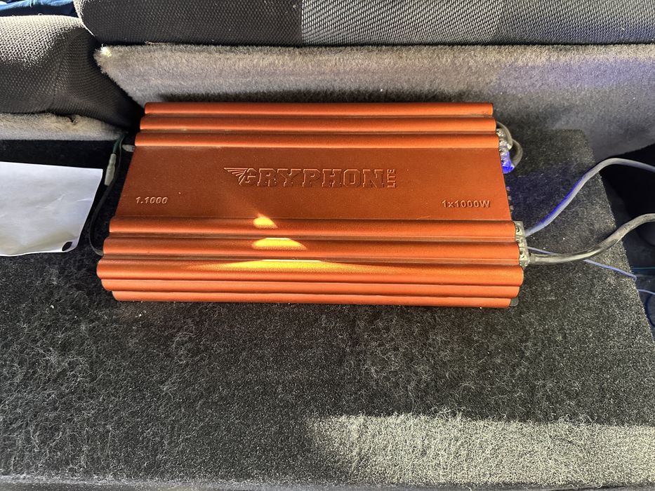 Продам сабвуфер dl audio gryphon