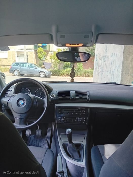 Vând BMW 116i cu multe piese noi