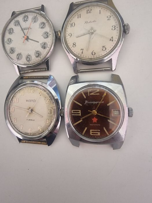 Часы Ракета и Восток
