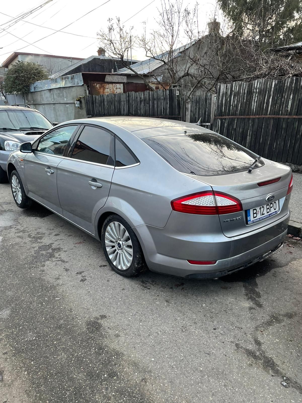 Dezmembrez Ford Mondeo MK4 2009 2.5 benzina