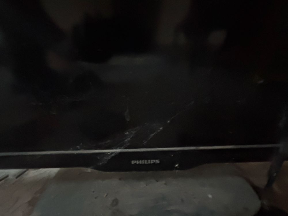 Телевизор PHILIPS на запчасти