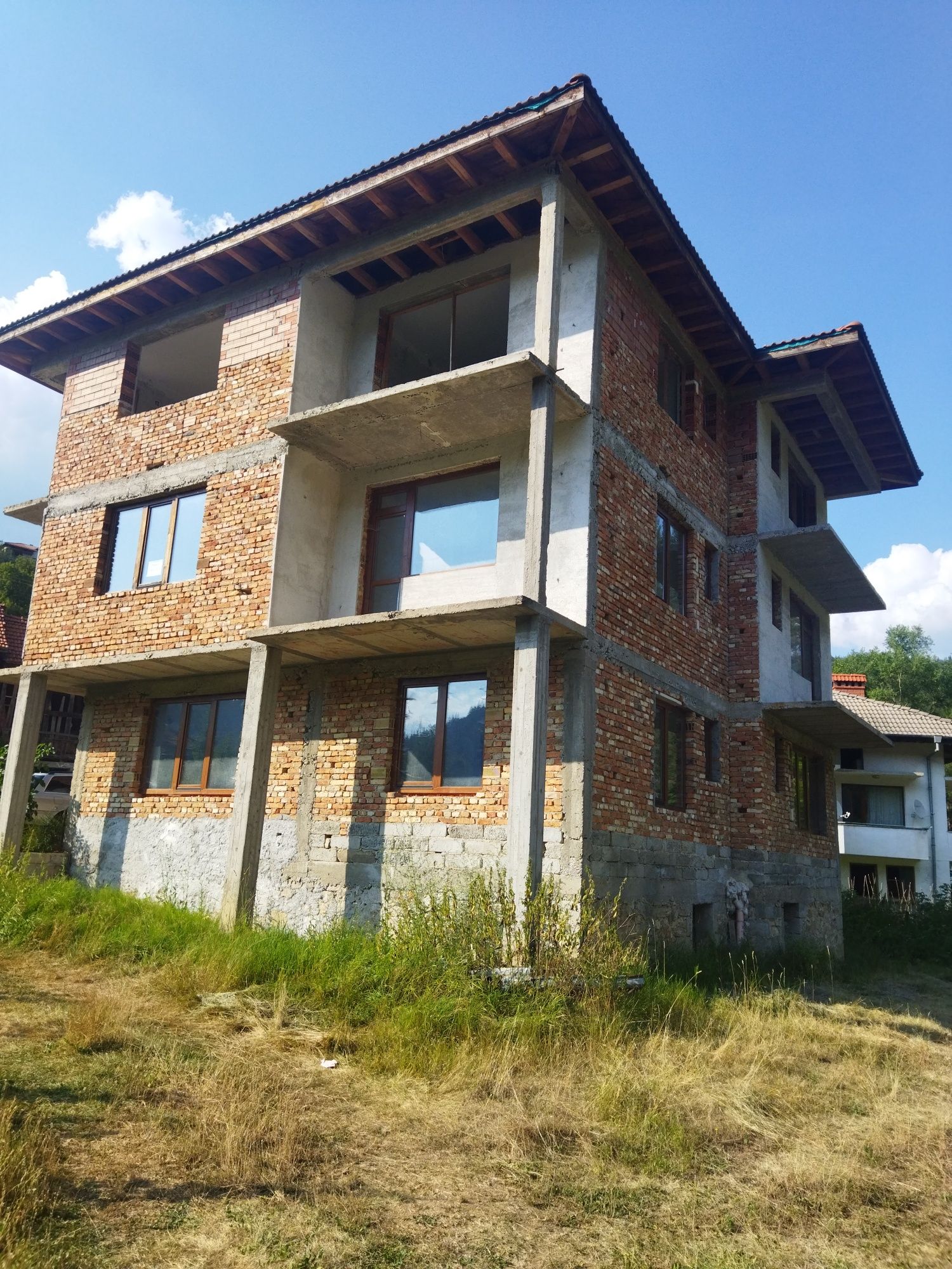 Продава къща в Родопите