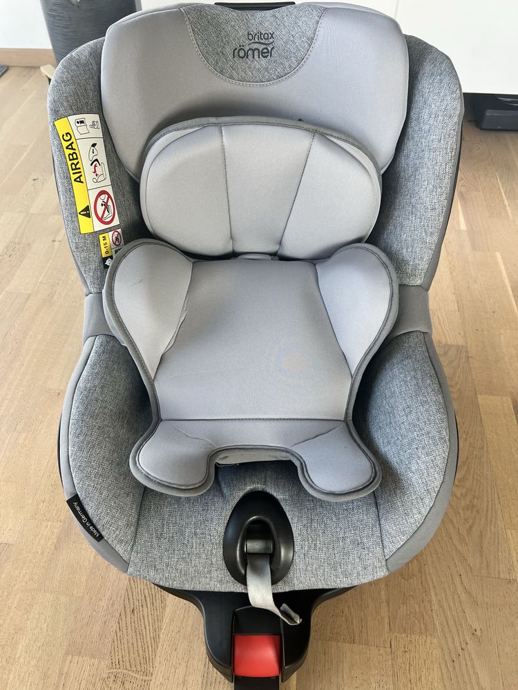 Scaun auto Britax Romer Dualfix  i-Size 360 cu insert 0 luni