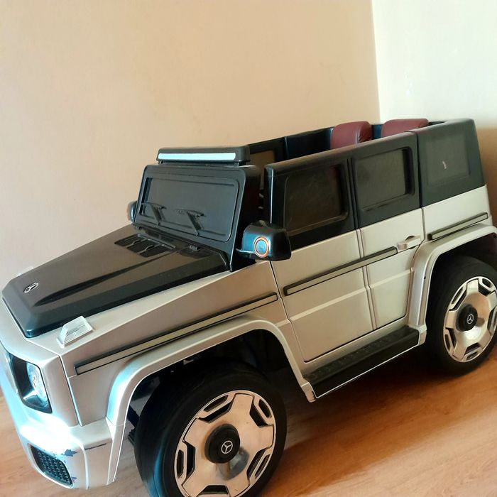Машинка Mercedes