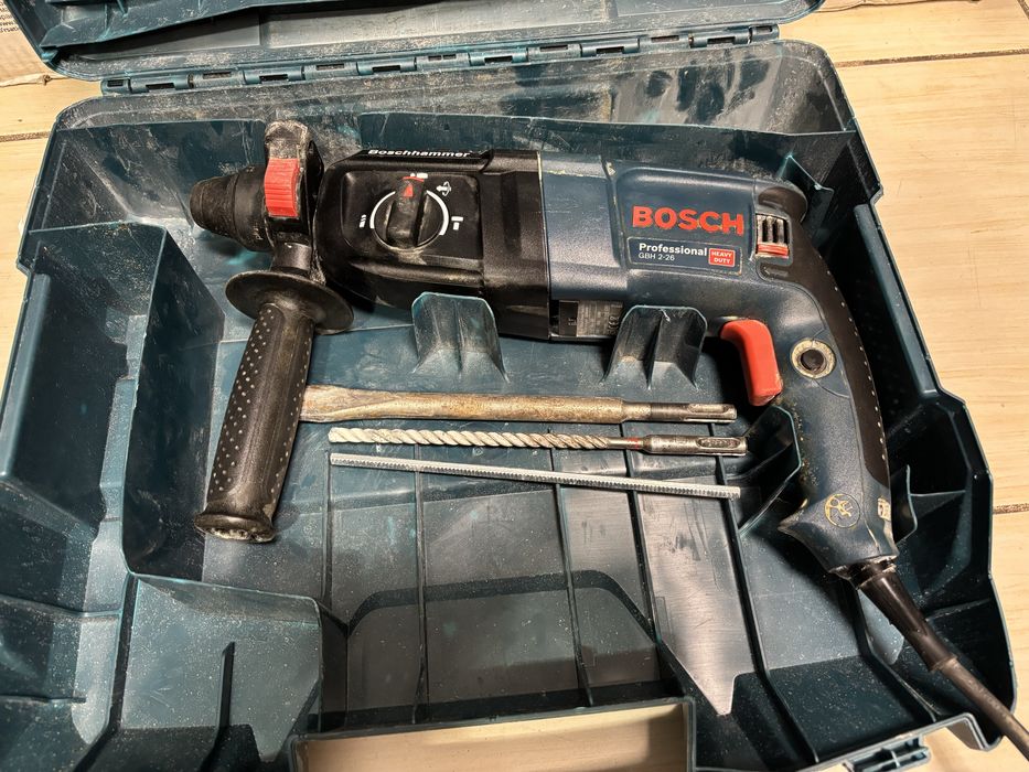 MDM vinde: Ciocan rotopercutor Bosch GBH 2-26.