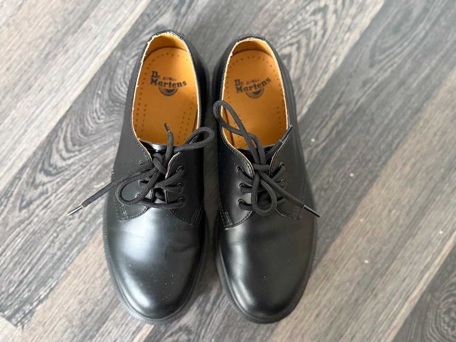 Класически Обувки Dr. Martens AirWair - 37 размер