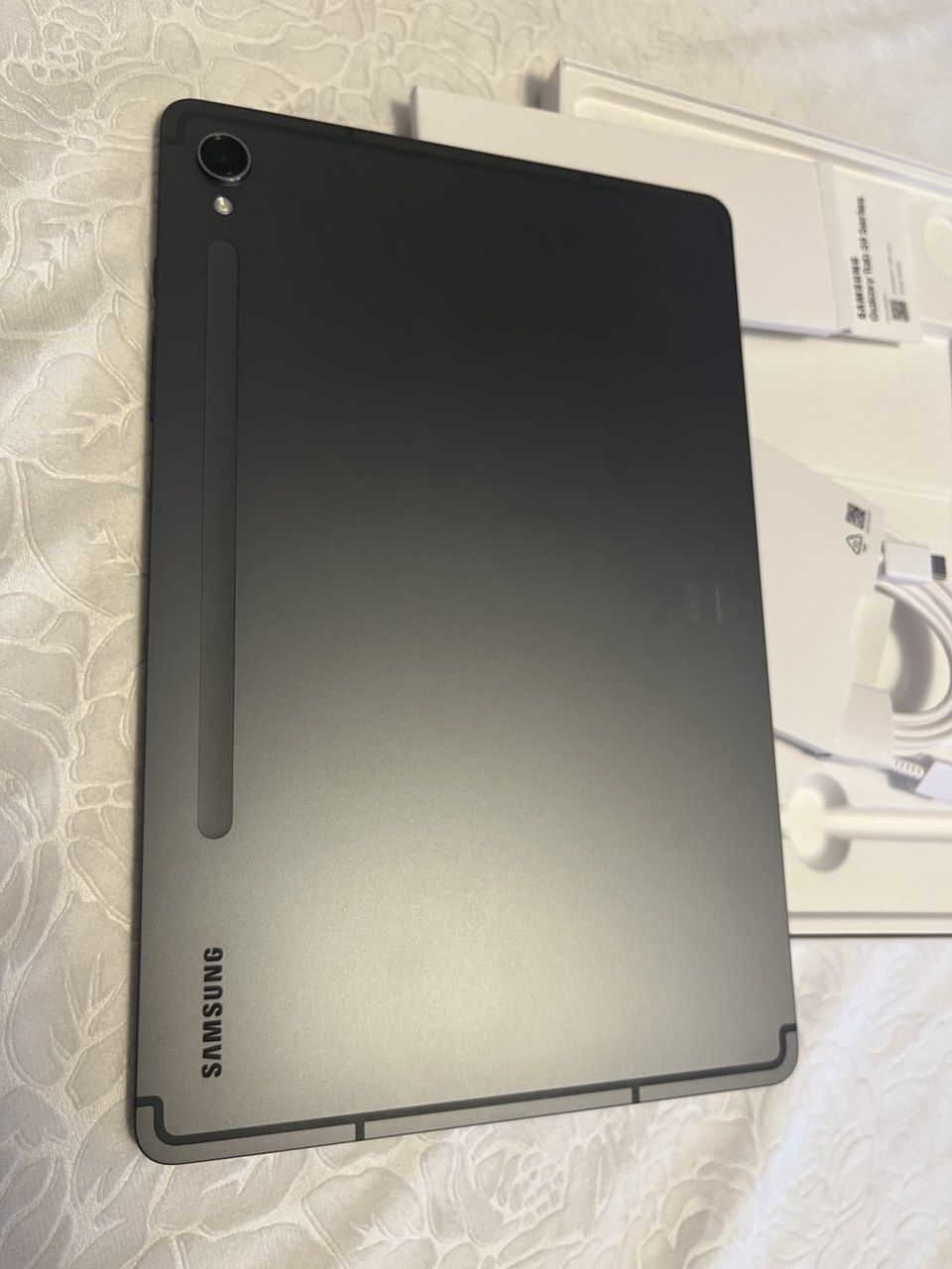 Galaxy Tab S9  256 ГБ хотира 12 ГБ оперативка