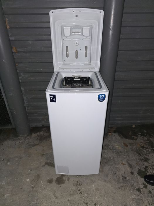 Продам стиральную машину