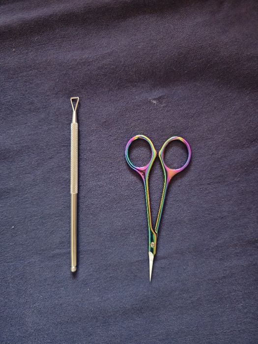 Lampa, aspirator, freza electrica,Set manichiură peste 60 piese