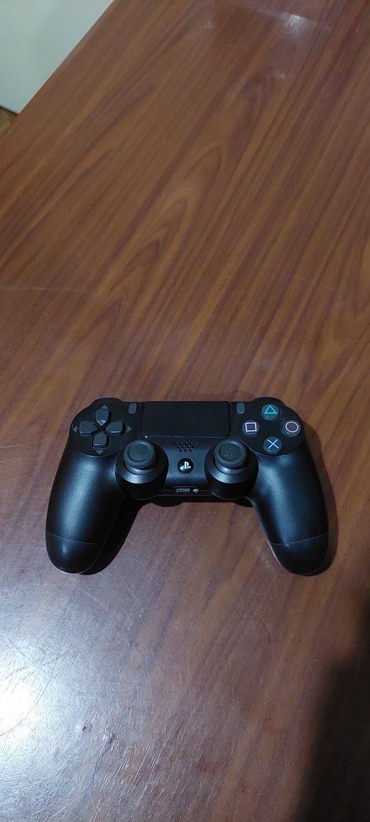 Недорого! Оригинал джойстики от Sony PlayStation-4