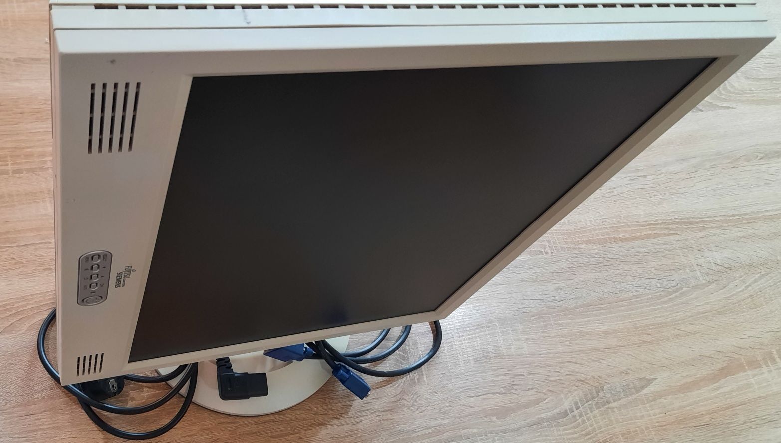 Monitor Fujitsu Siemens ScenicView P19-1, 19inch