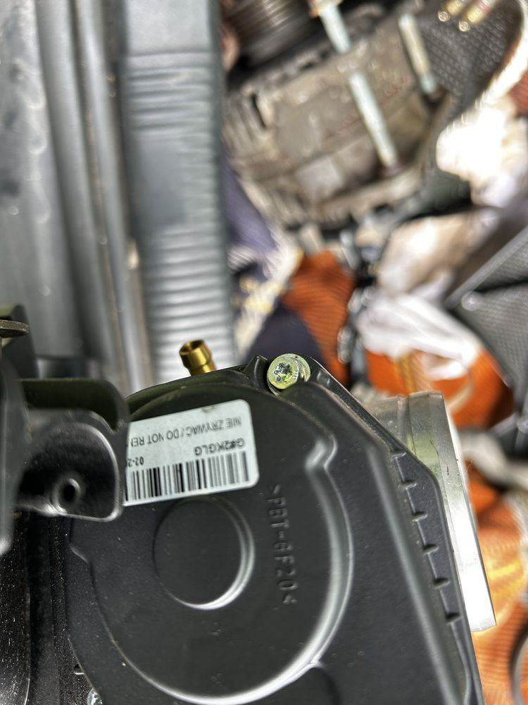 Дросова клапа за Audi A3 VW Golf 4 1.6 101кс
