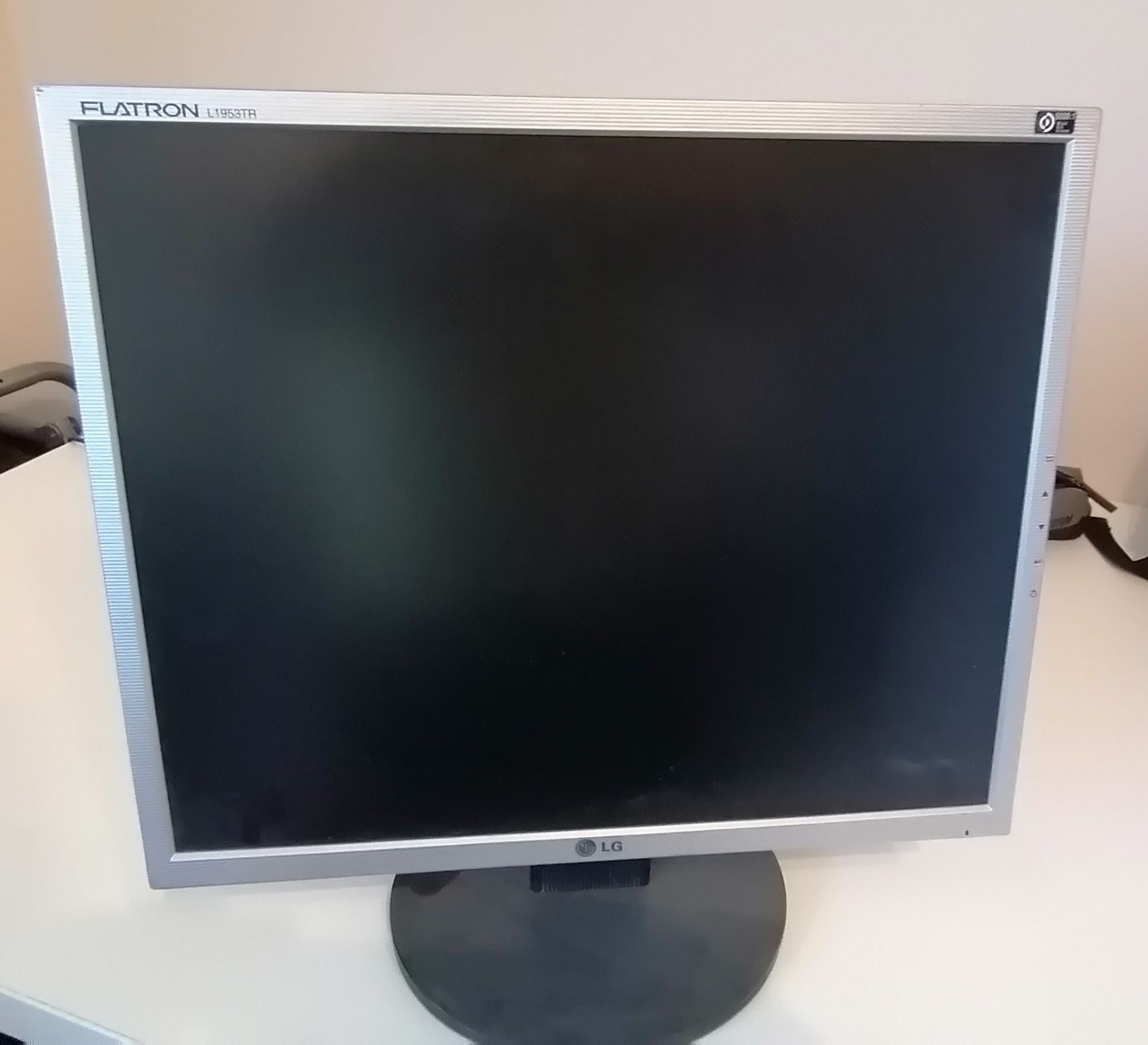 Monitor LCD LG de vânzare