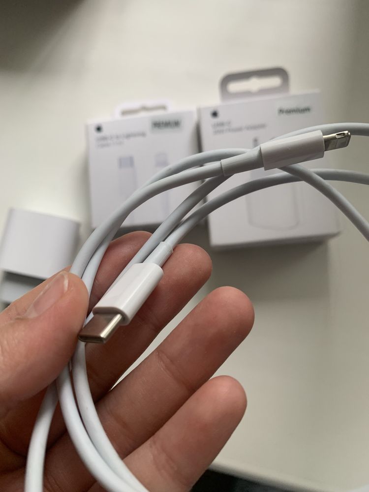 Apple  быстрая зарядка для айфона