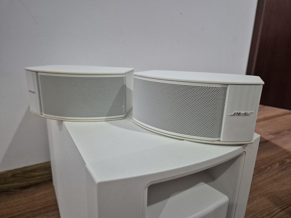 Bose Lifestyle 235 sateliți si subwoofer