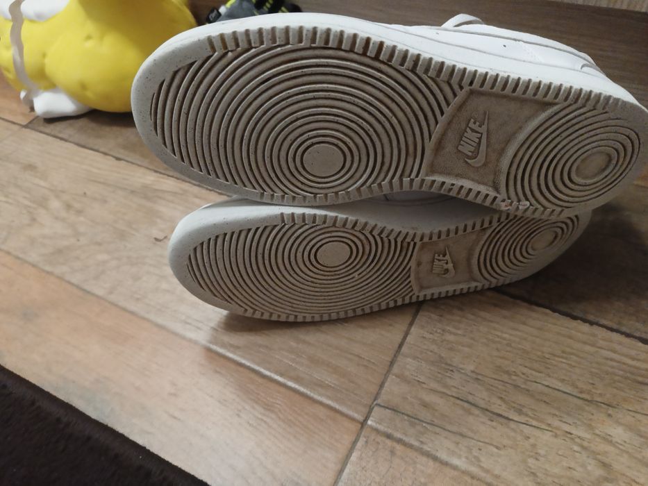 Оригинални маратонки Nike 45 лв