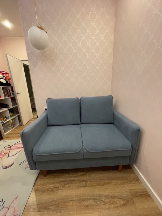 Продам диван. В идеальном состоянии. Купили  за 240 тыс. не подошел.