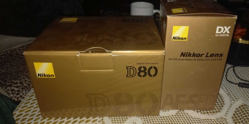Апарат Nikon D80