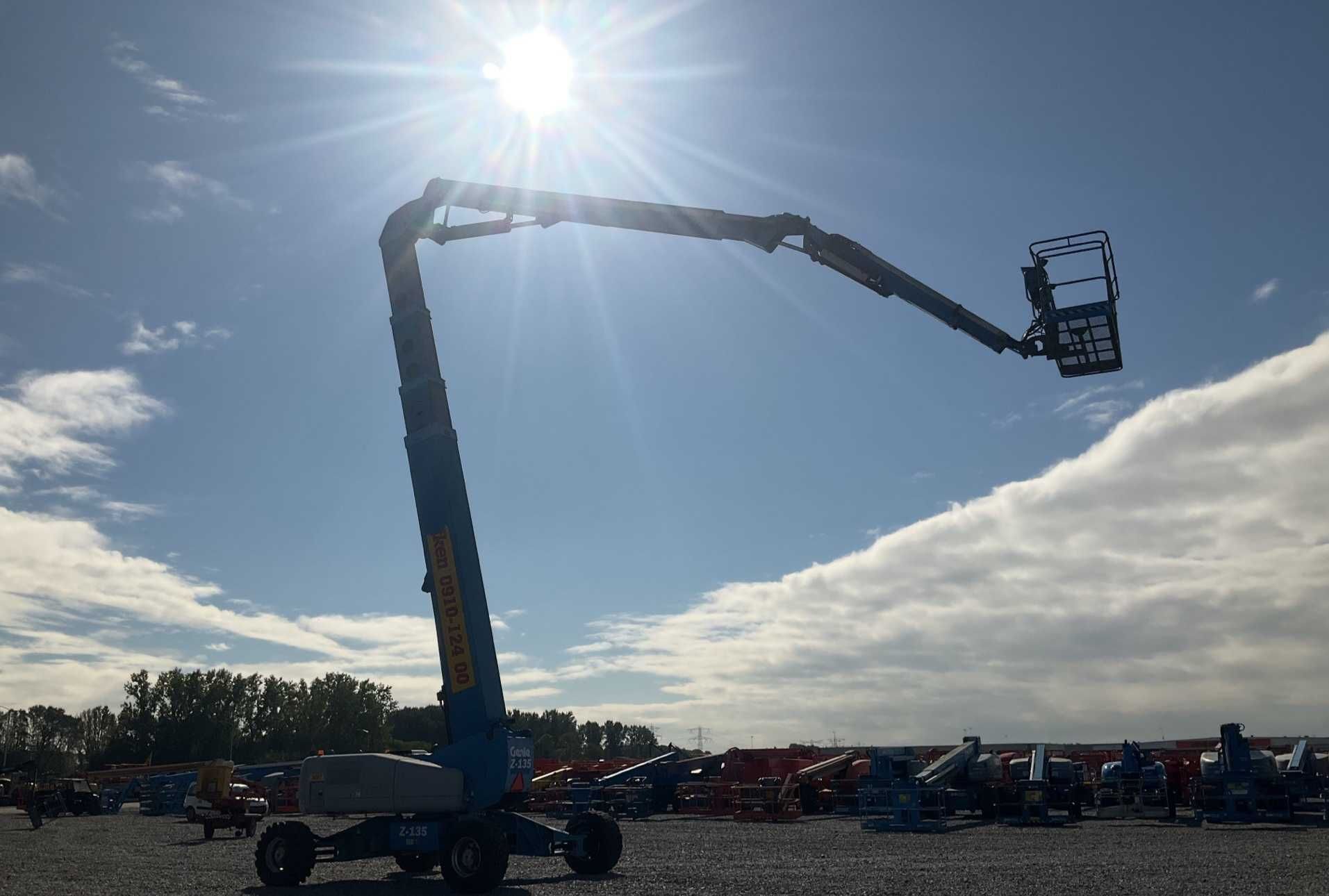 NACELA GENIE Z-135 AN 2006 ORE 3535 Inaltime 43 metri