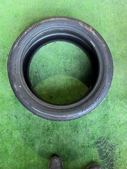 Anvelope Vara 235/45/20 Bridgestone