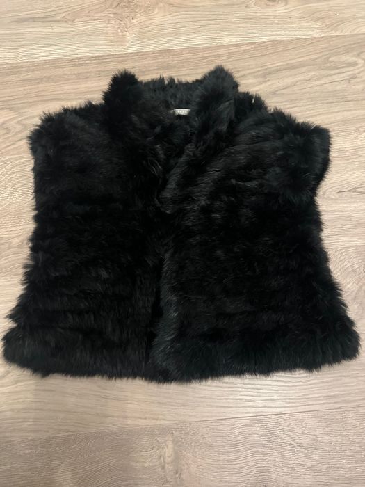 Vesta de blana, Stefanel