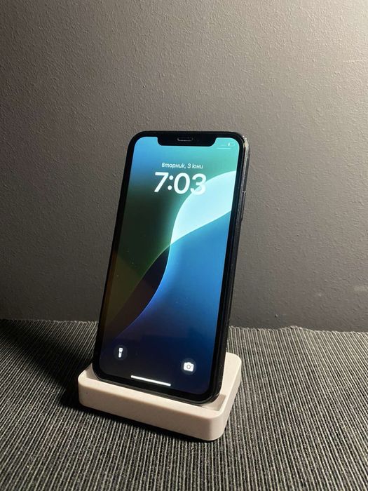 iPhone XR Black 256GB - 100% battery
