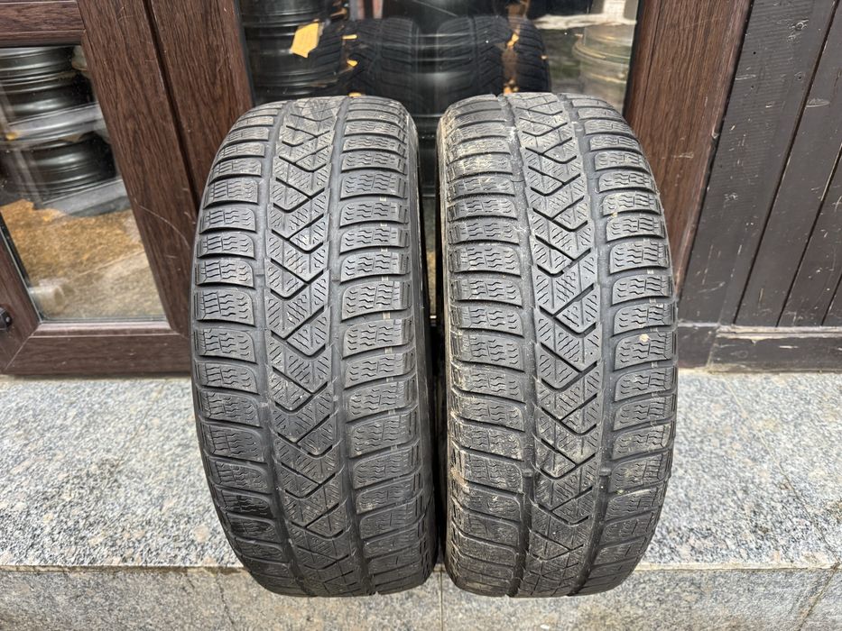 2 Anvelope Pirelli SottoZero Serie 3 – 215/60 R16 95H M+S – DOT 2023