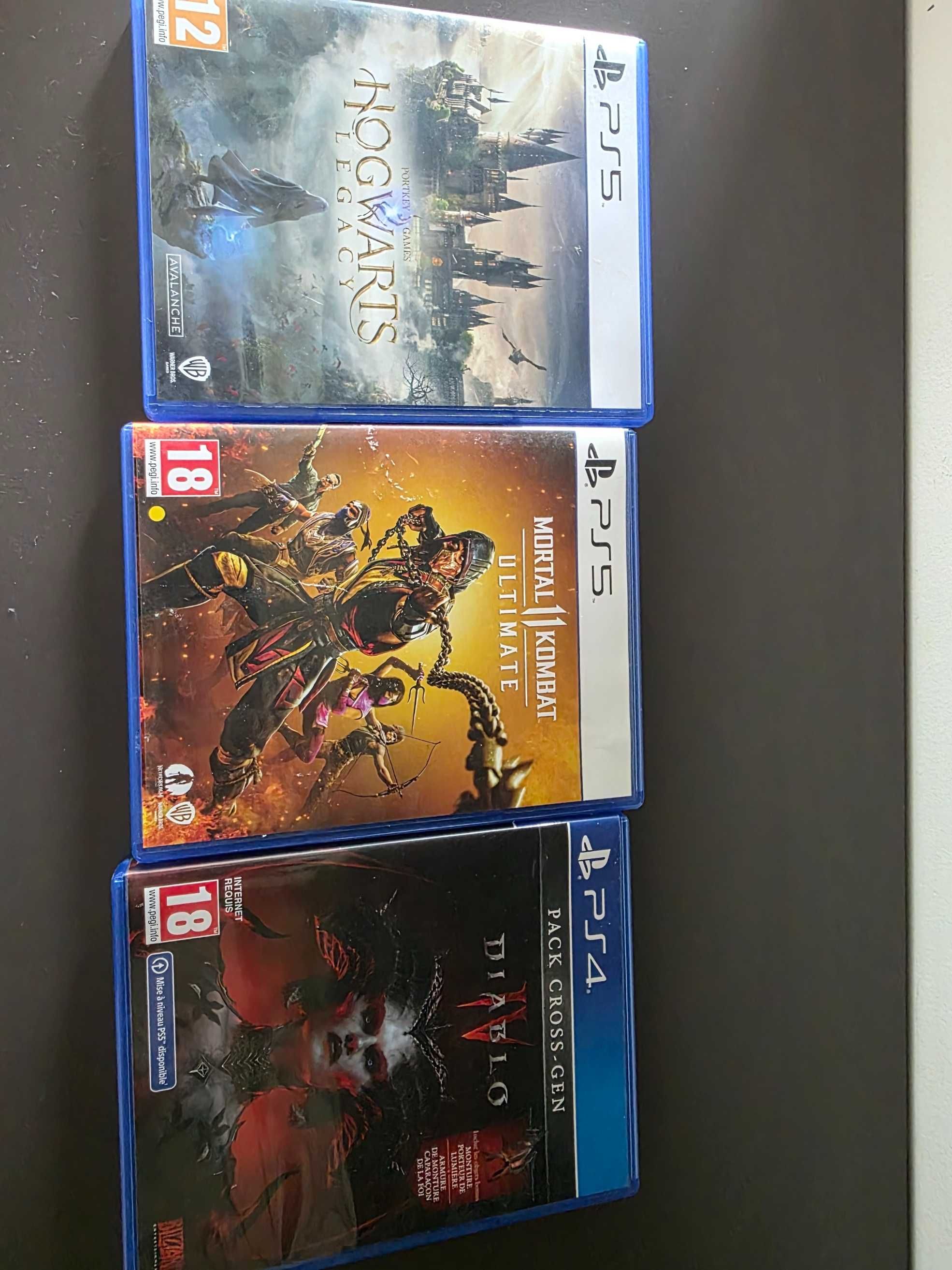 PlayStation 5 + 2 Controller + 3 Games