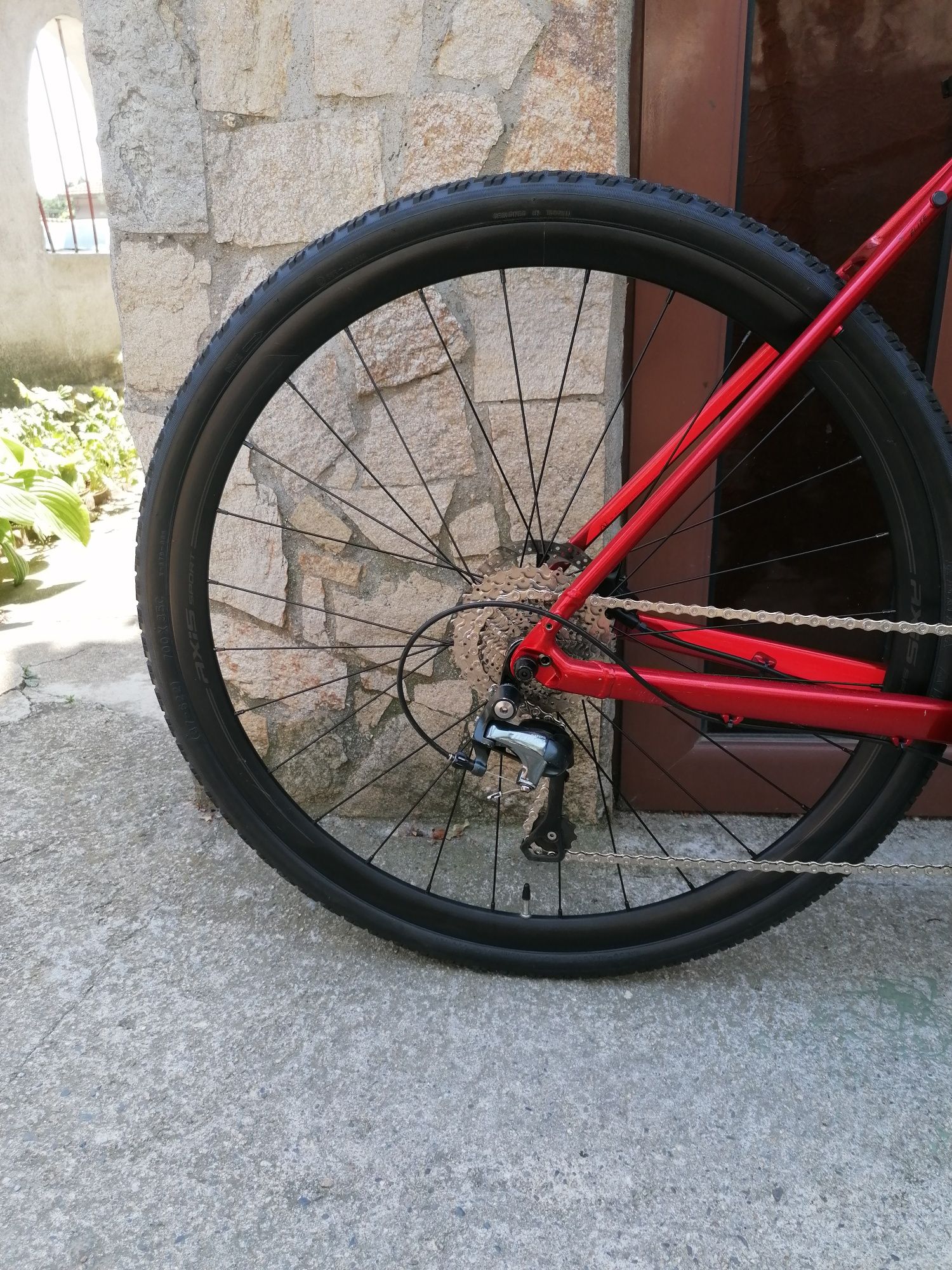 Specialized Гравел - Хибрид 28 цола, Shimano Tiagra 2*10,хидравлични с