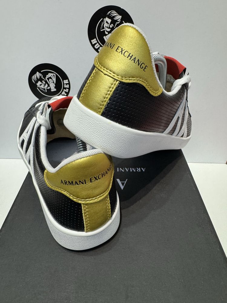 Сникърси ARMANI EXCHANGE .Номер 42