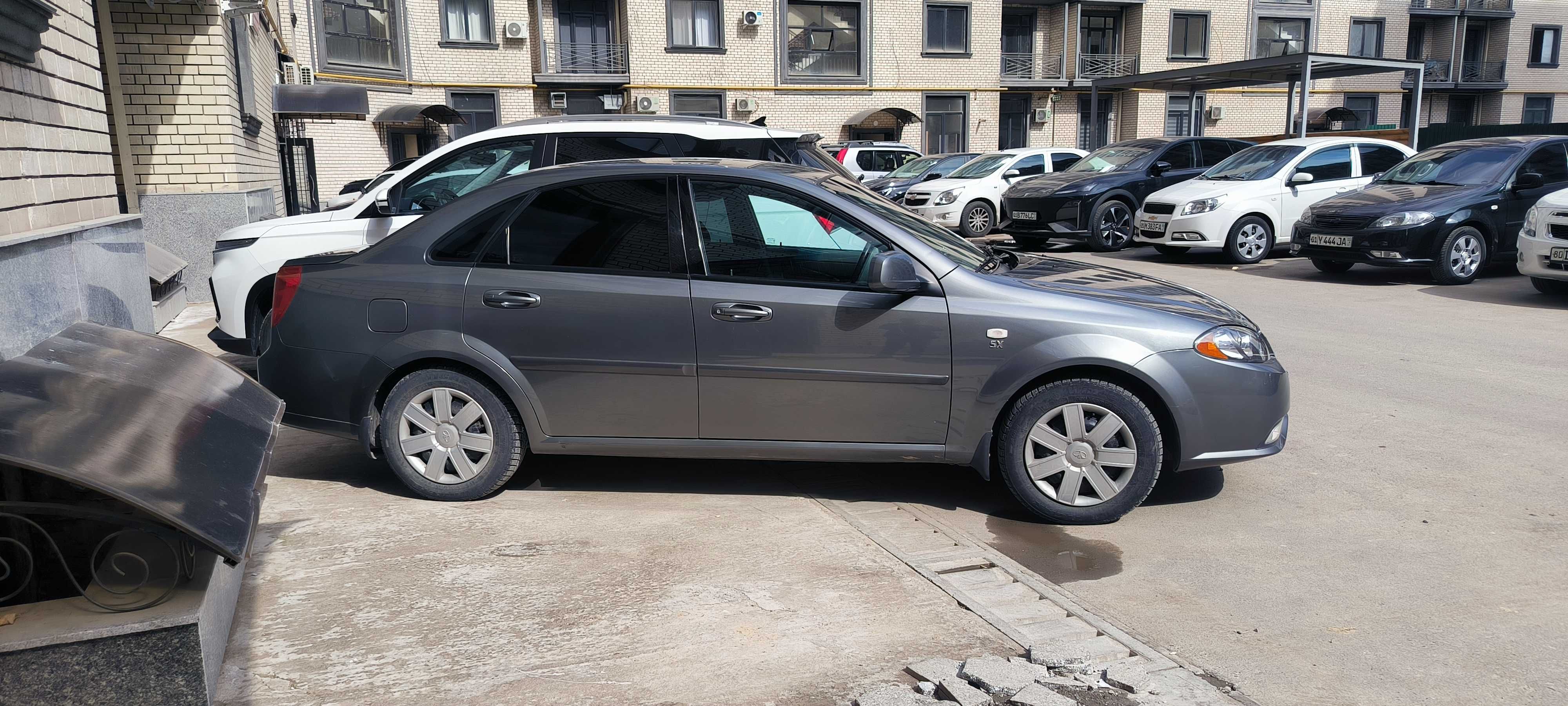 Gentra Lacetti 2015