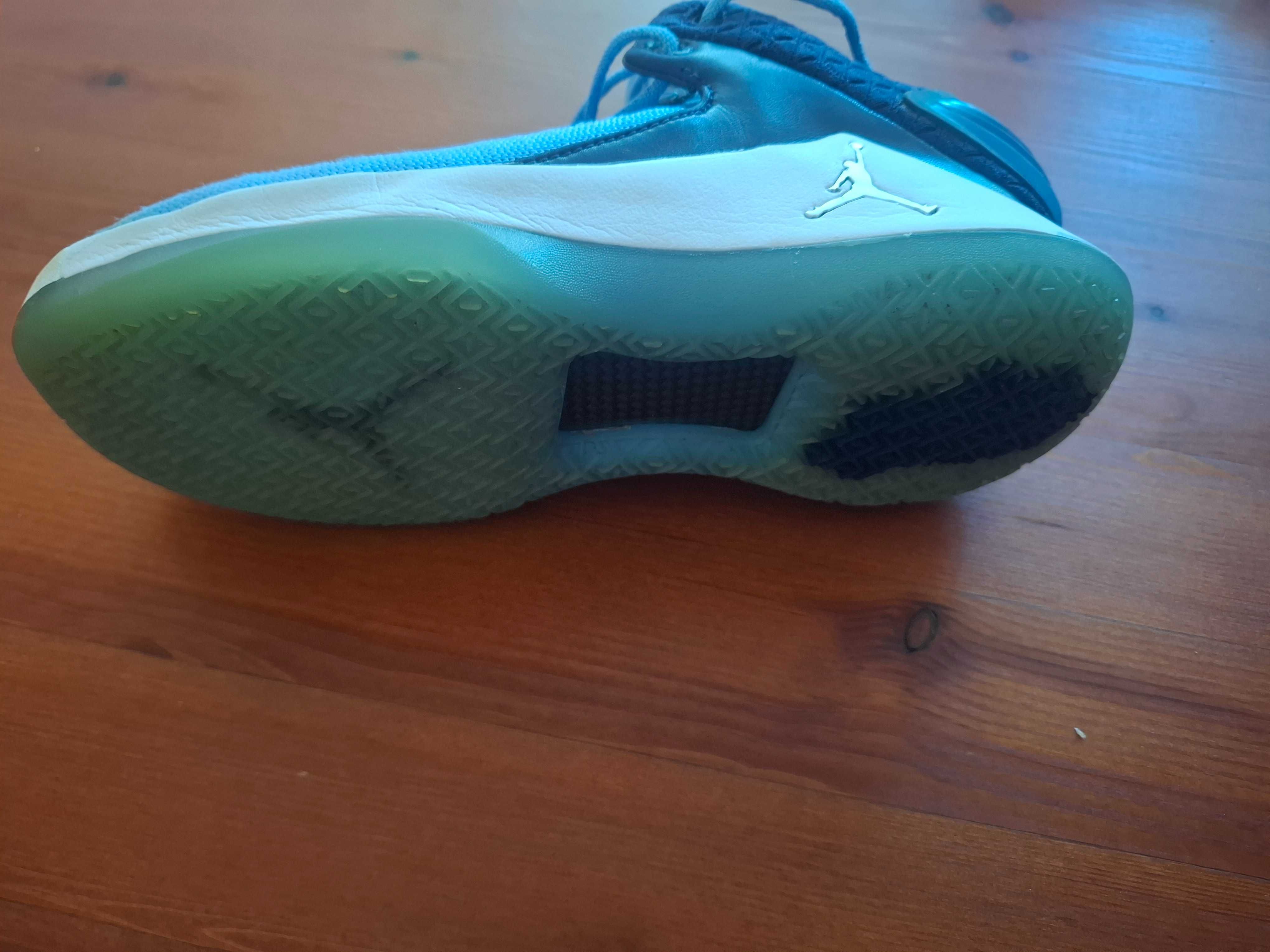 Nike Air Jordan XXXII Low Win Like 37,5 номер