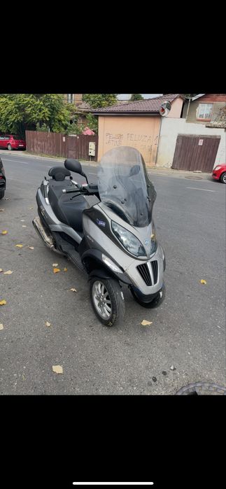 Piagio mp3 400cc nu se conduce categoria B