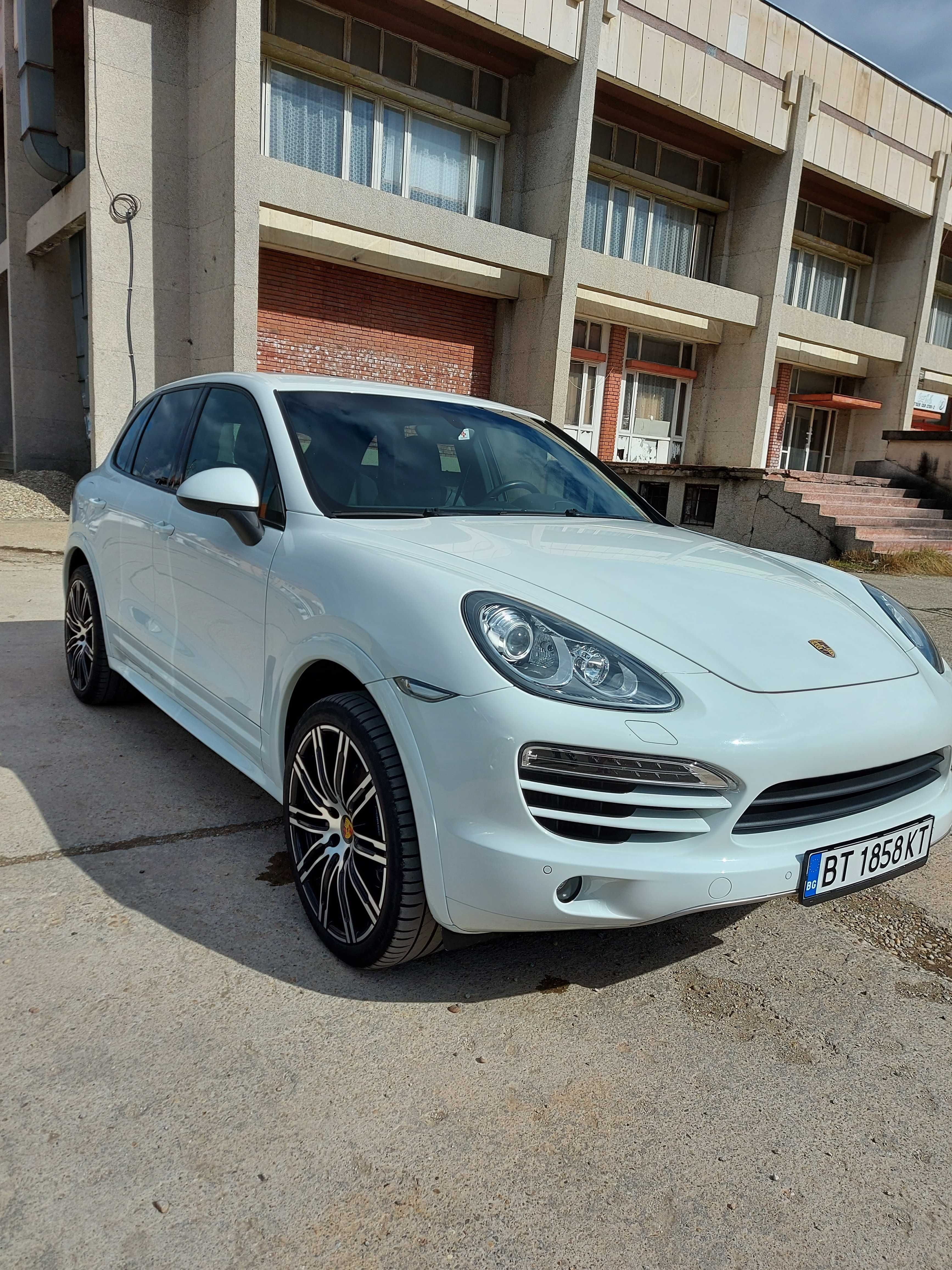 Porsche Cayenne 958