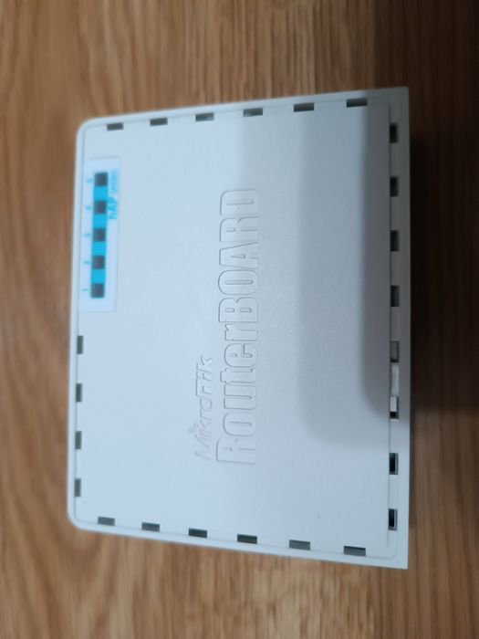 Маршрутизатор MikroTik hAP AC lite RB952Ui-5ac2nD белый