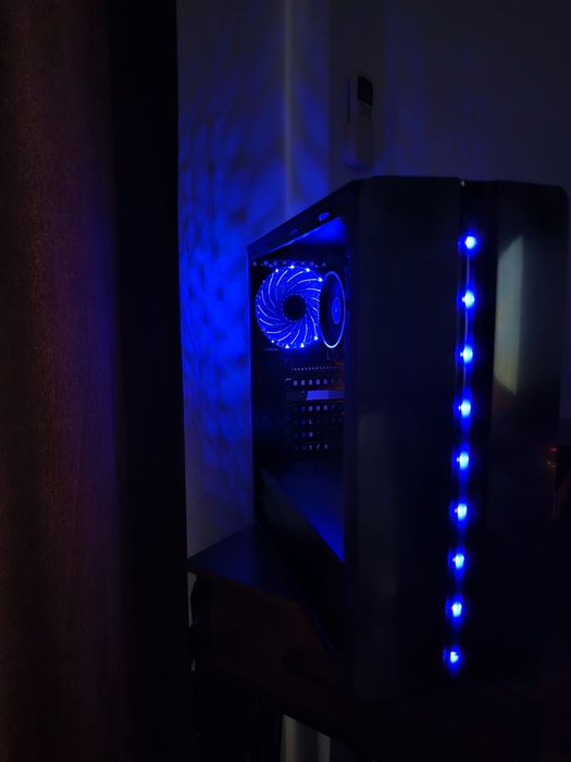 PC Gaming Ryzen 5 3400G, SSD 512GB, HDD 1TB + Periferice